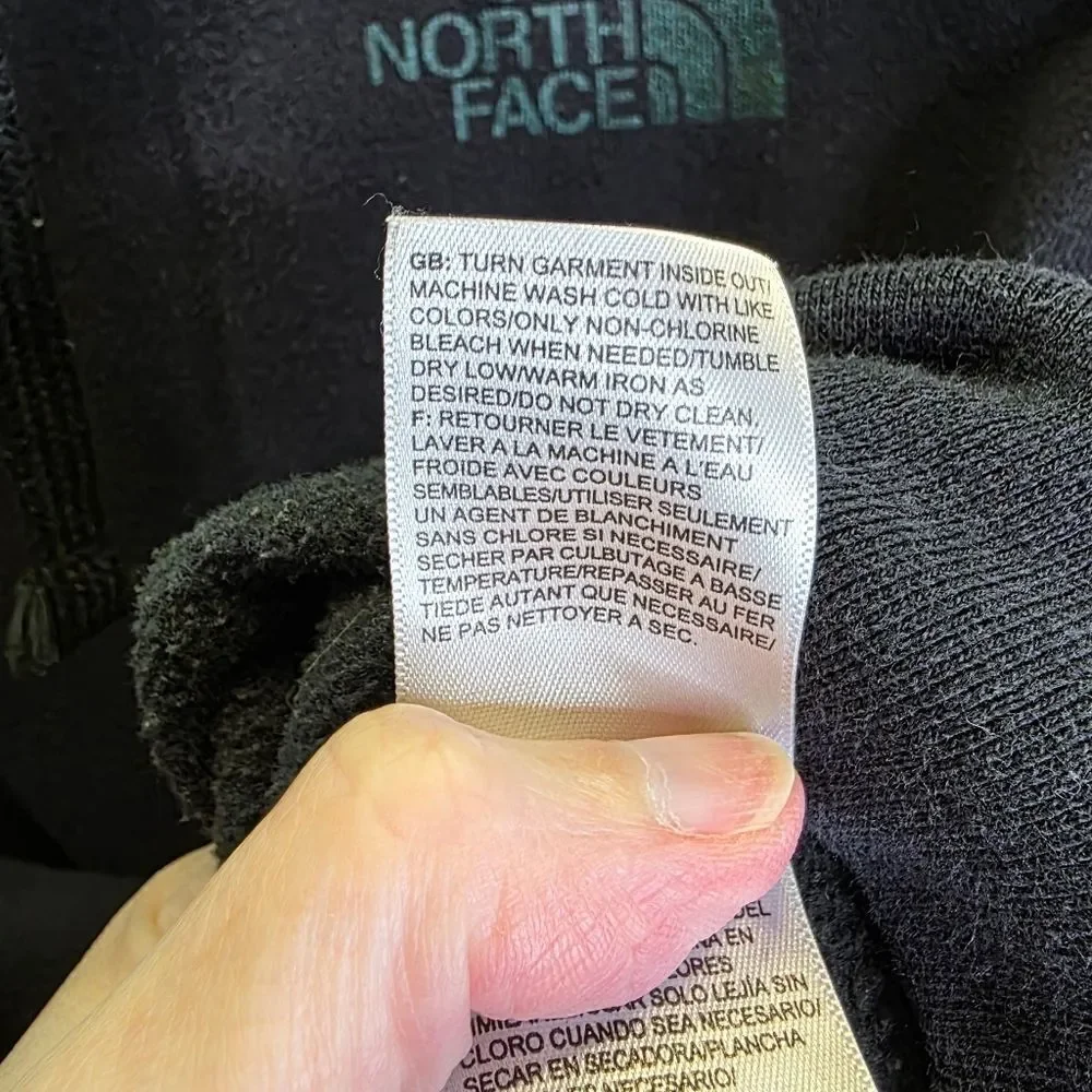 The North Face Black Never Stop Exploring  Pullover Hoodie Size Large